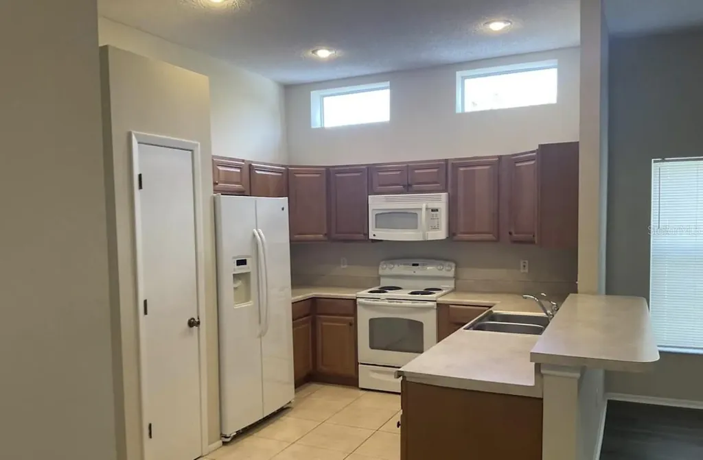 4841 14th Avenue E Bradenton FL 34208