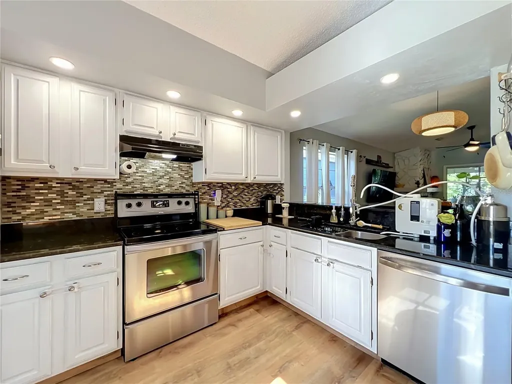 2226 Faxton Court Orlando FL 32812