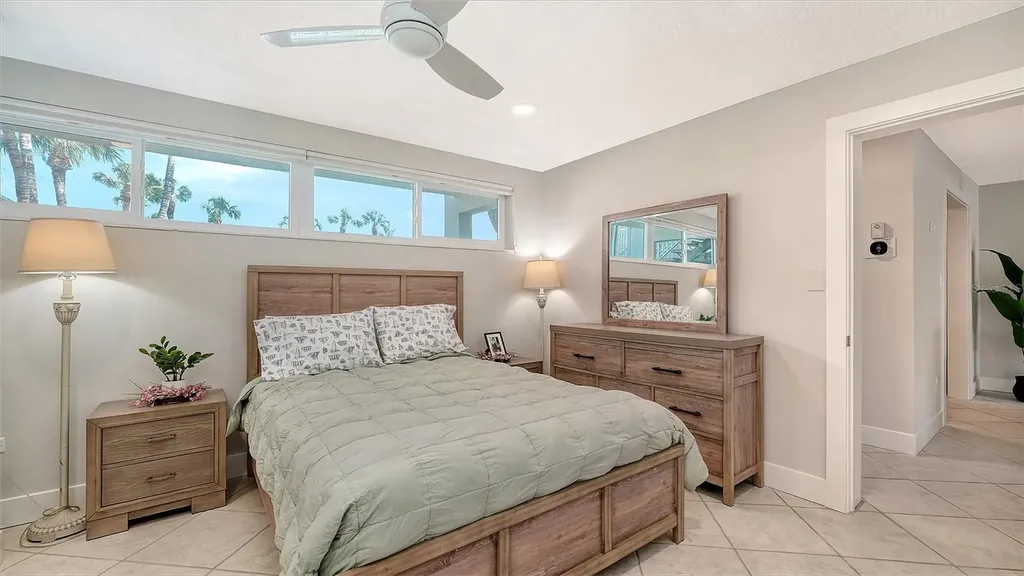 500 S Washington Drive Sarasota FL 34236
