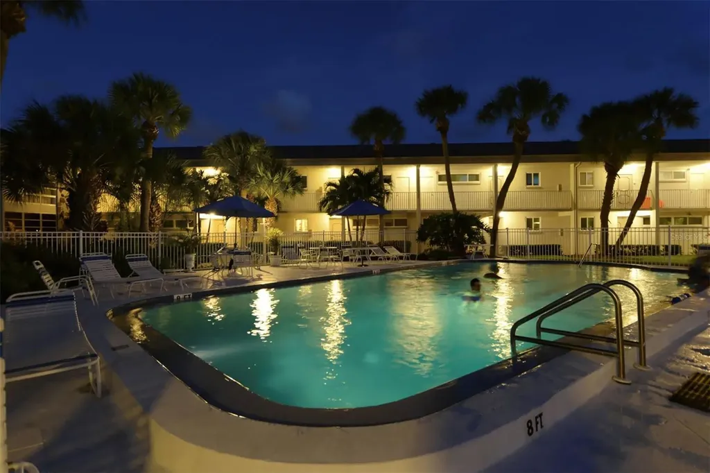 500 S Washington Drive Sarasota FL 34236