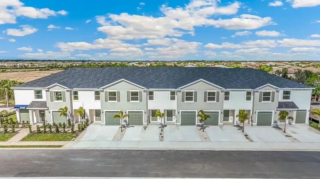 1631 East Bay Street Sarasota FL 34238