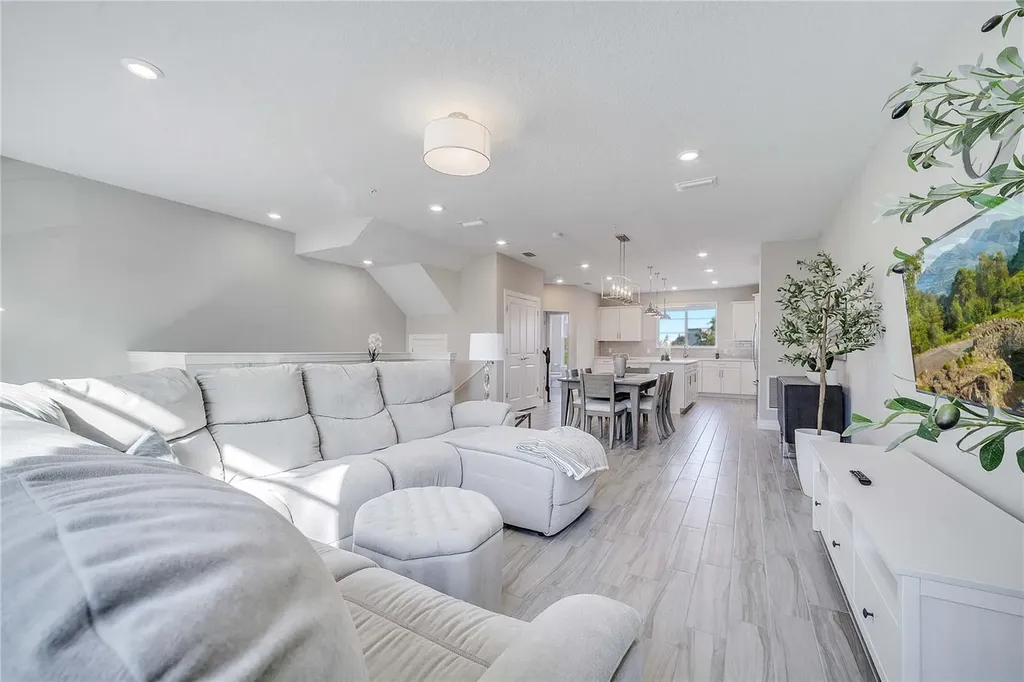13366 Bovet Avenue Orlando FL 32827