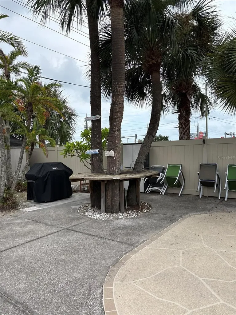 14531 Walsingham Road Largo FL 33774