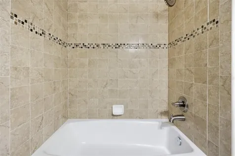 2138 NW 30th Place Gainesville FL 32605