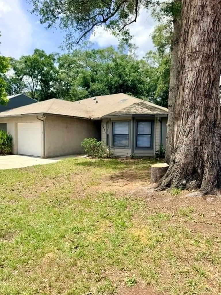 5627 Greatpine Lane N Jacksonville FL 32244
