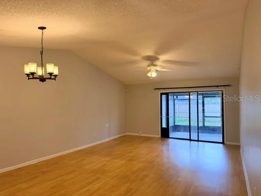 5627 Greatpine Lane N Jacksonville FL 32244