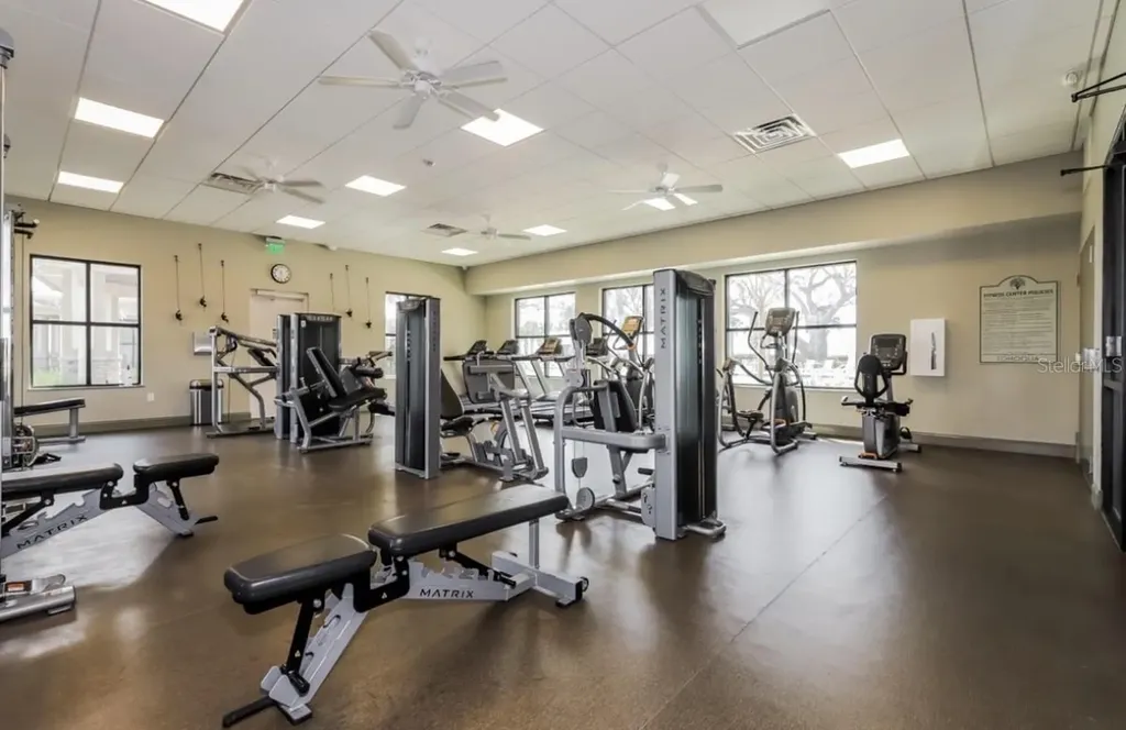 1927 Tohoqua Boulevard Kissimmee FL 34744