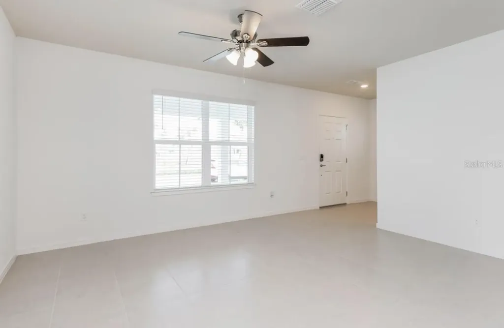1927 Tohoqua Boulevard Kissimmee FL 34744