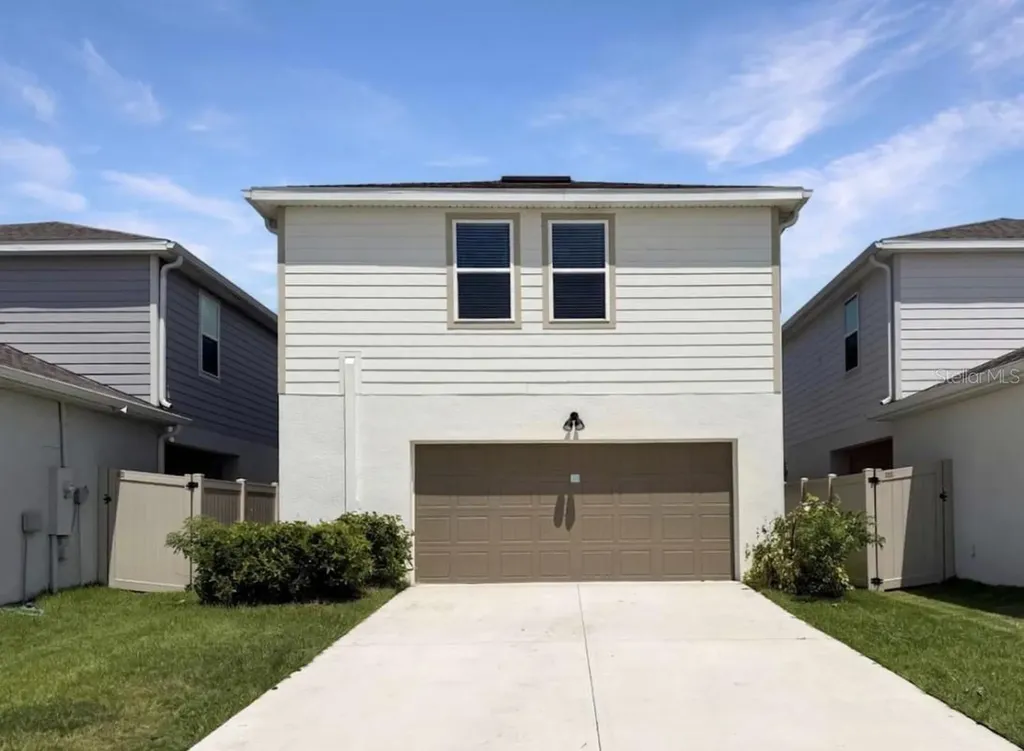 1927 Tohoqua Boulevard Kissimmee FL 34744