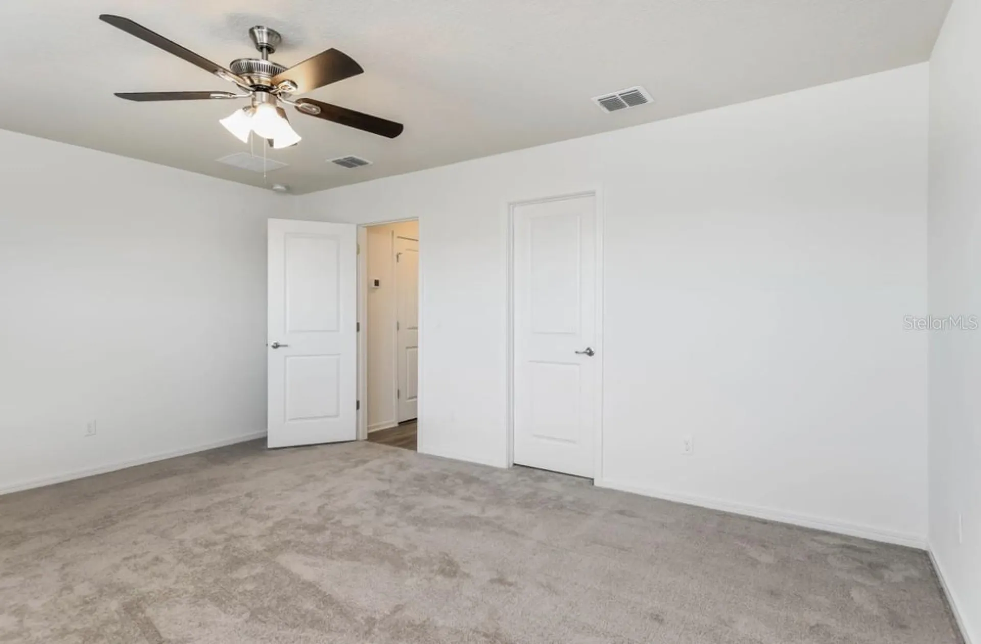 1927 Tohoqua Boulevard Kissimmee FL 34744