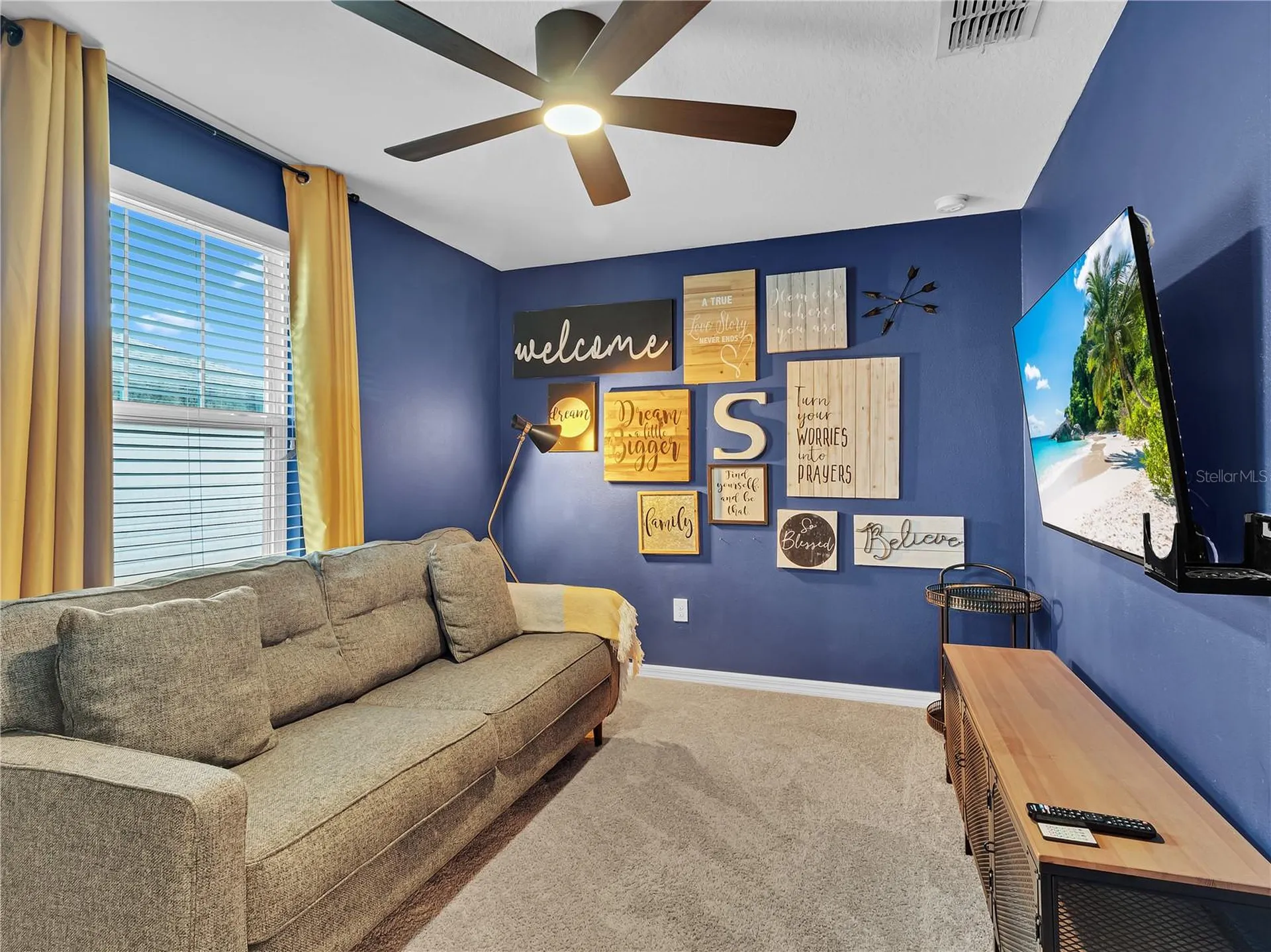 5019 Blue Latan Lane Tampa FL 33610