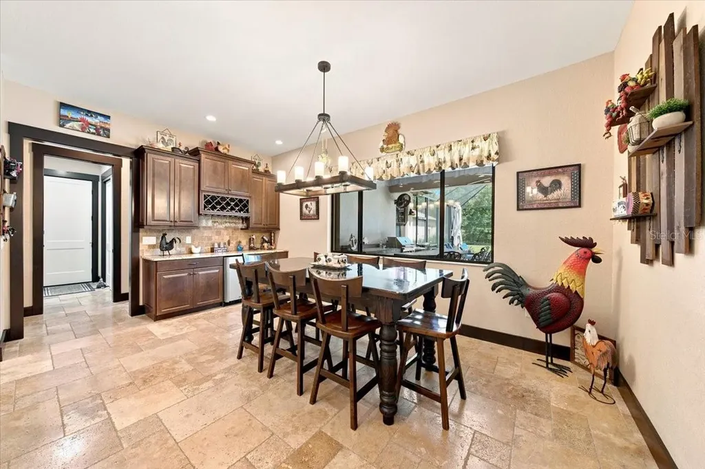 408 Hawk Talon Drive Lithia FL 33547