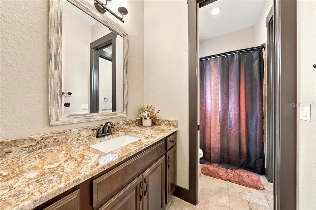 408 Hawk Talon Drive Lithia FL 33547
