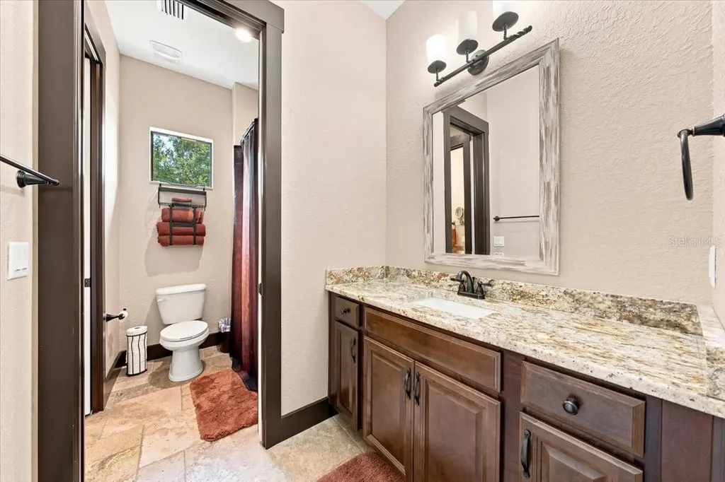 408 Hawk Talon Drive Lithia FL 33547