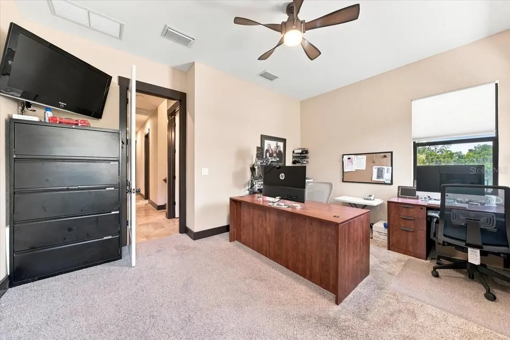 408 Hawk Talon Drive Lithia FL 33547