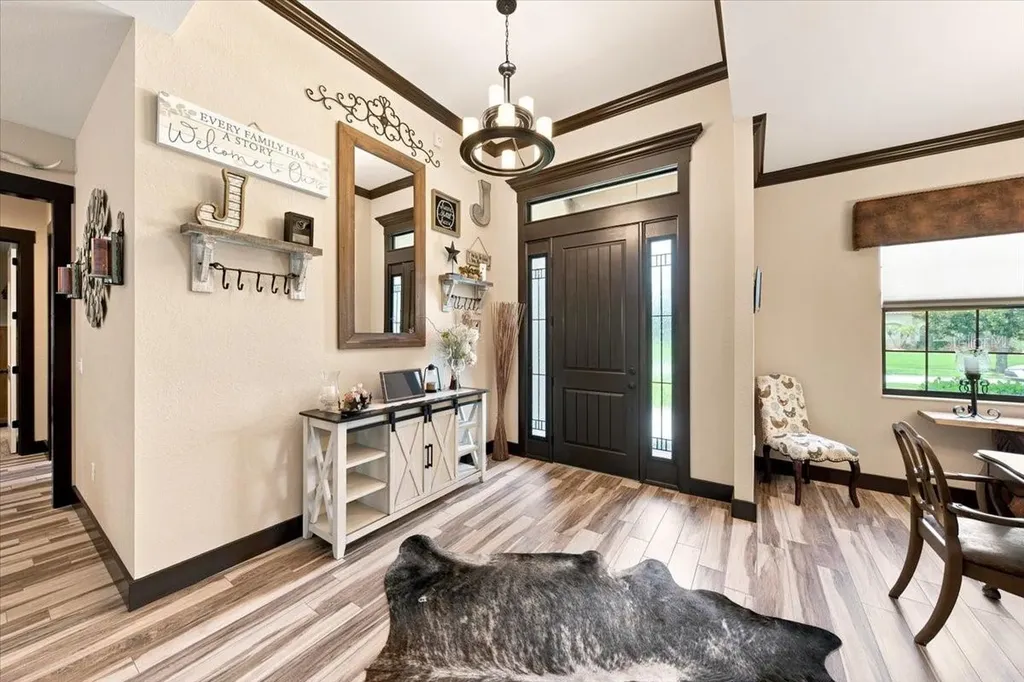 408 Hawk Talon Drive Lithia FL 33547