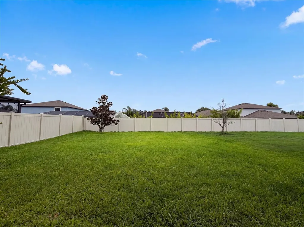 9709 Ivory Drive Ruskin FL 33573