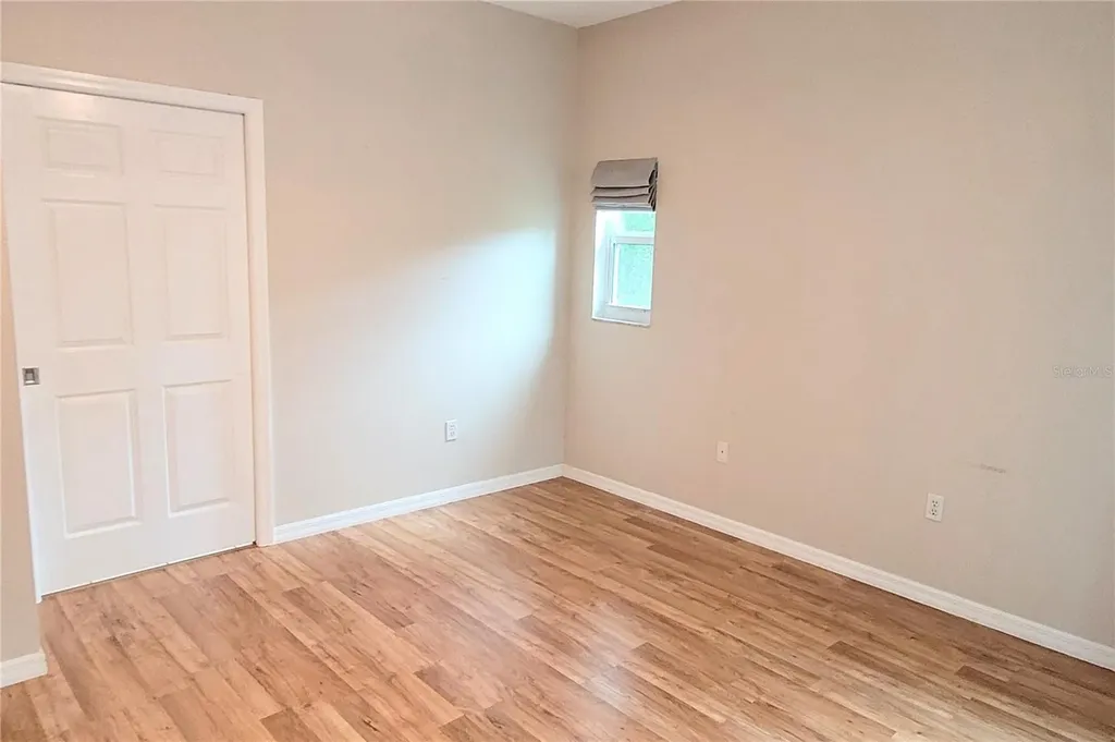 2354 Tami Sola Street Sarasota FL 34237