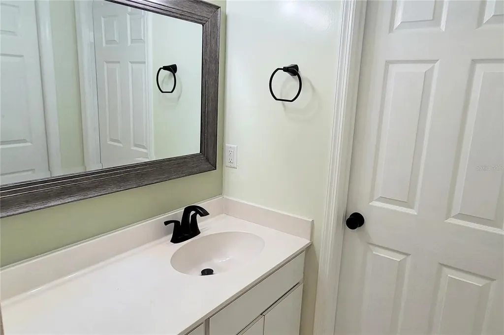 2354 Tami Sola Street Sarasota FL 34237