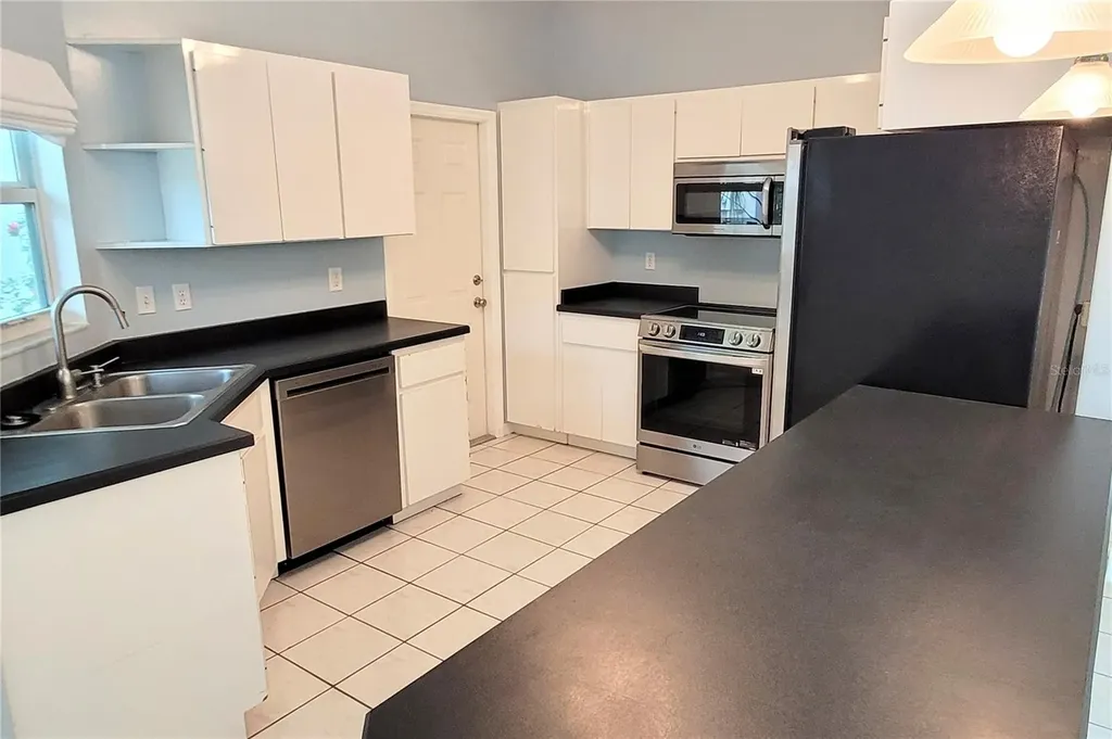2354 Tami Sola Street Sarasota FL 34237