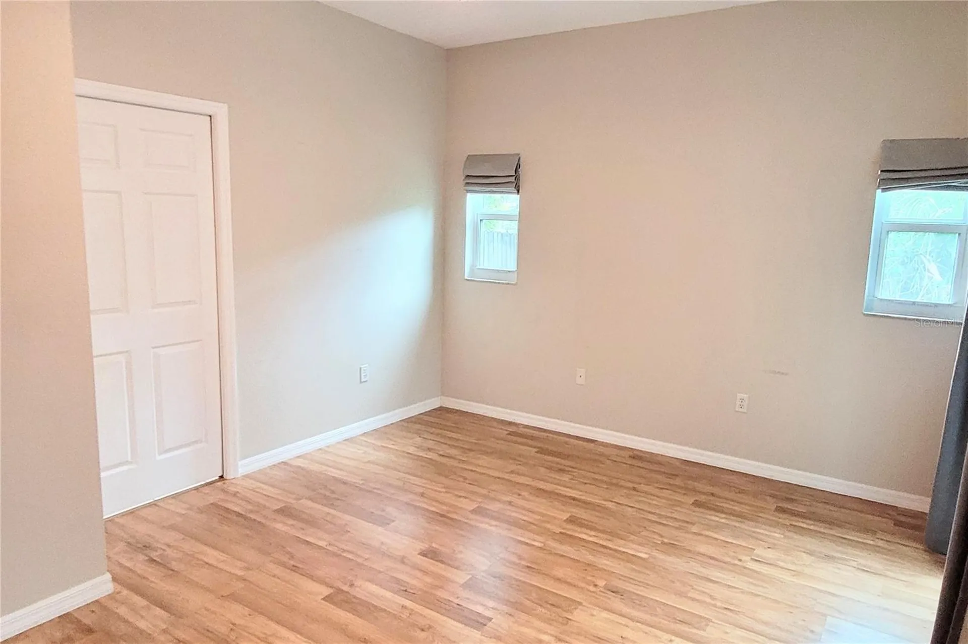 2354 Tami Sola Street Sarasota FL 34237