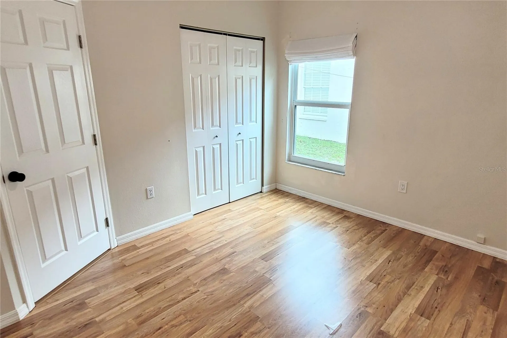 2354 Tami Sola Street Sarasota FL 34237