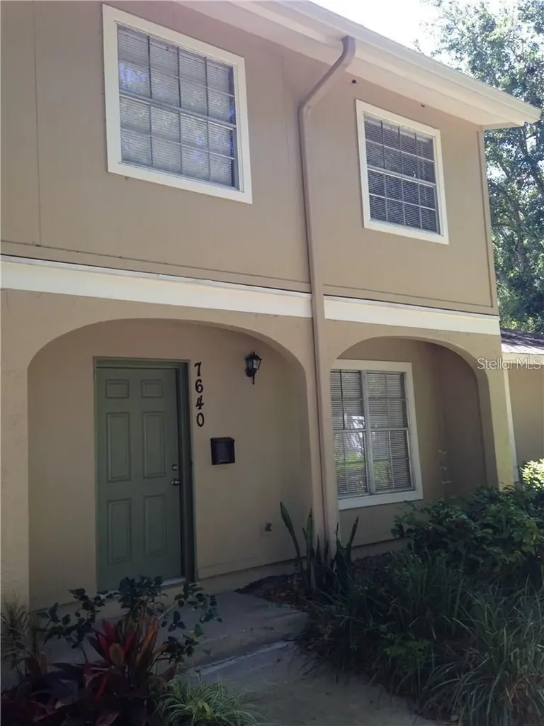 7640 Desoto Court Tampa FL 33615