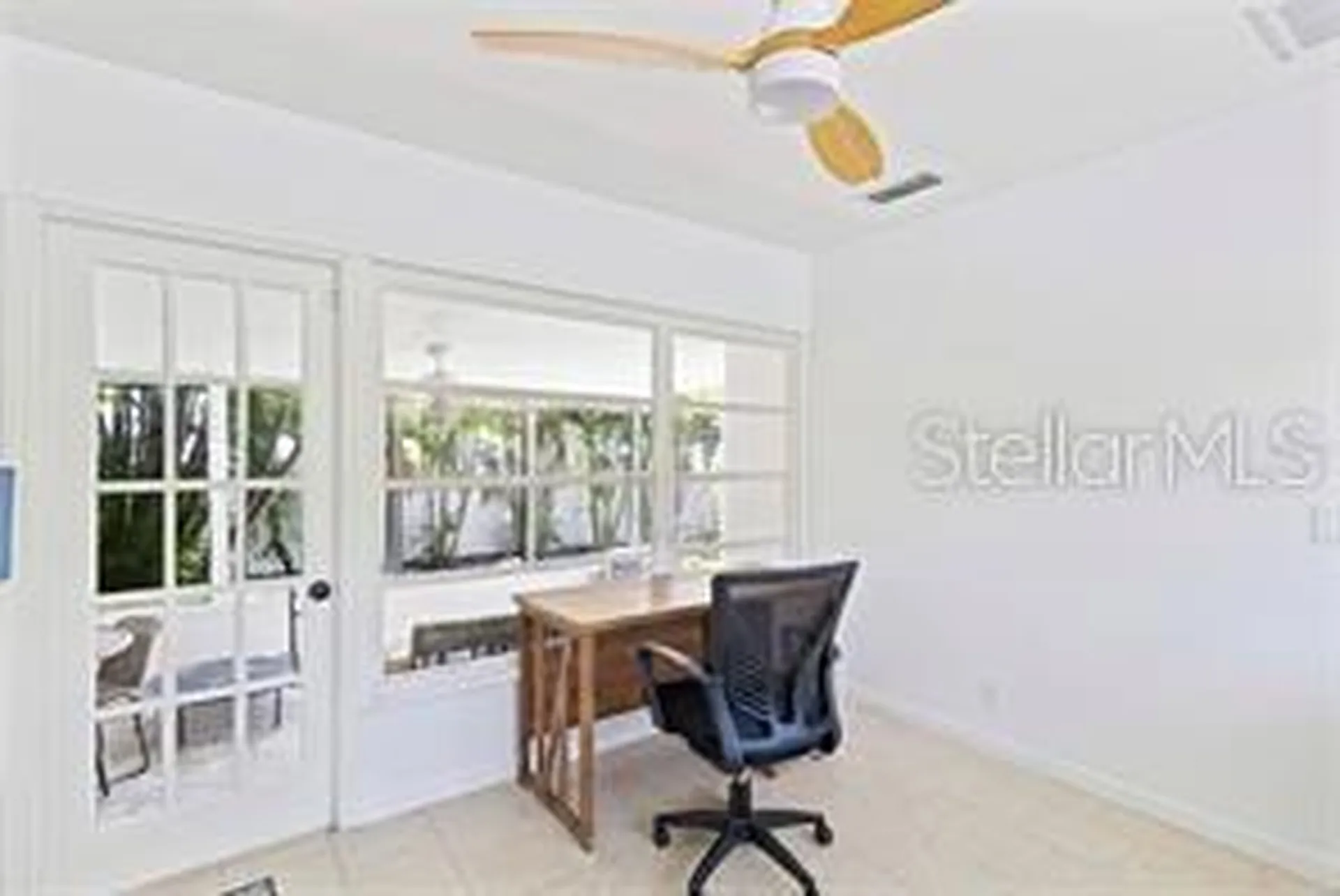 144 30th Avenue N St Petersburg FL 33704