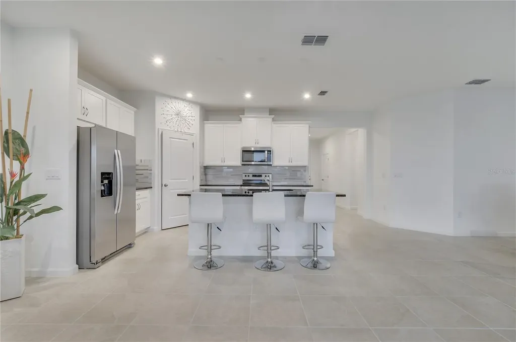 1098 Boardwalk Place Kissimmee FL 34747