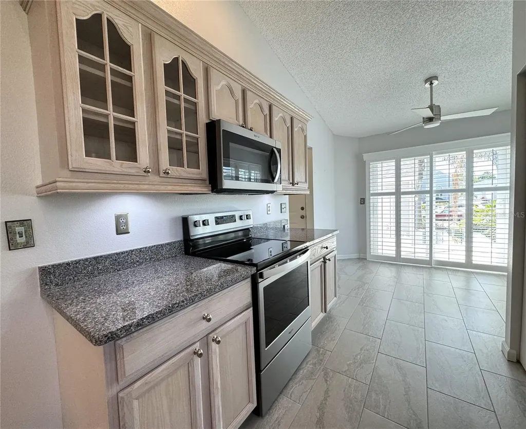 1005 Pelican Court Bradenton FL 34209