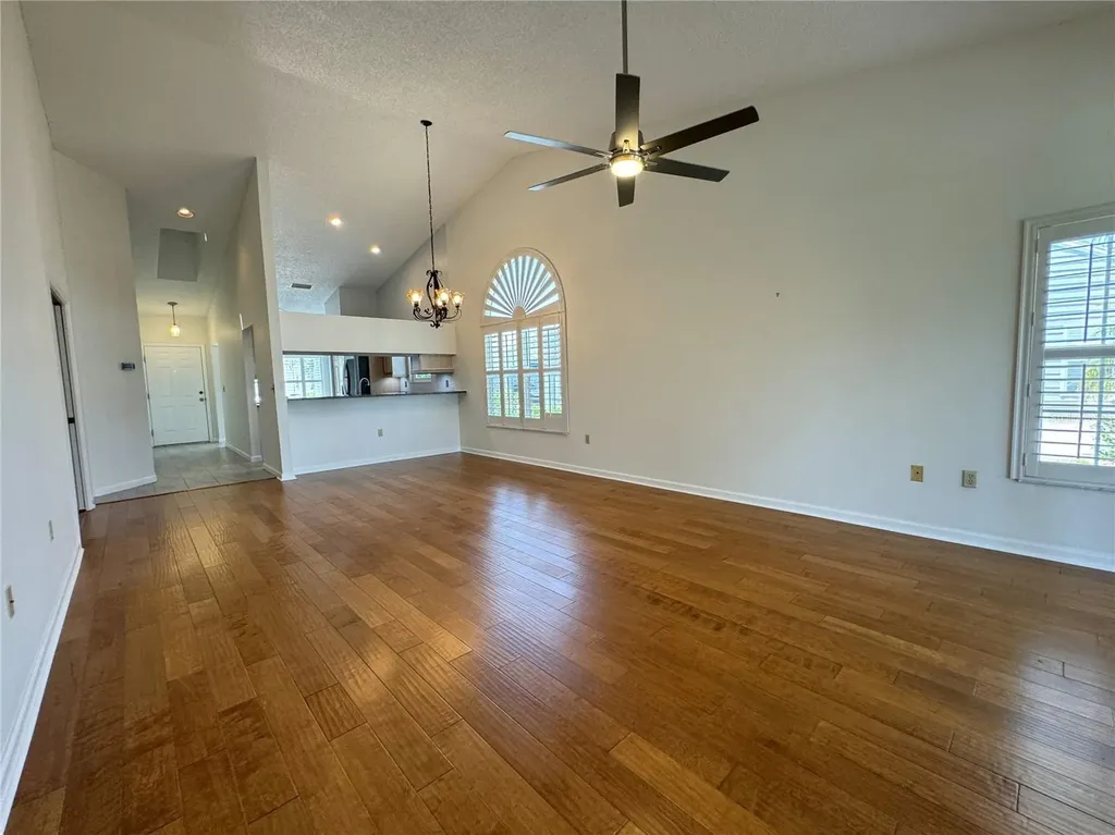 1005 Pelican Court Bradenton FL 34209