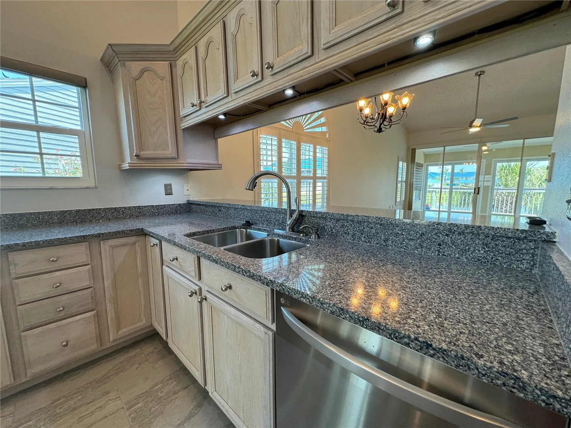 1005 Pelican Court Bradenton FL 34209