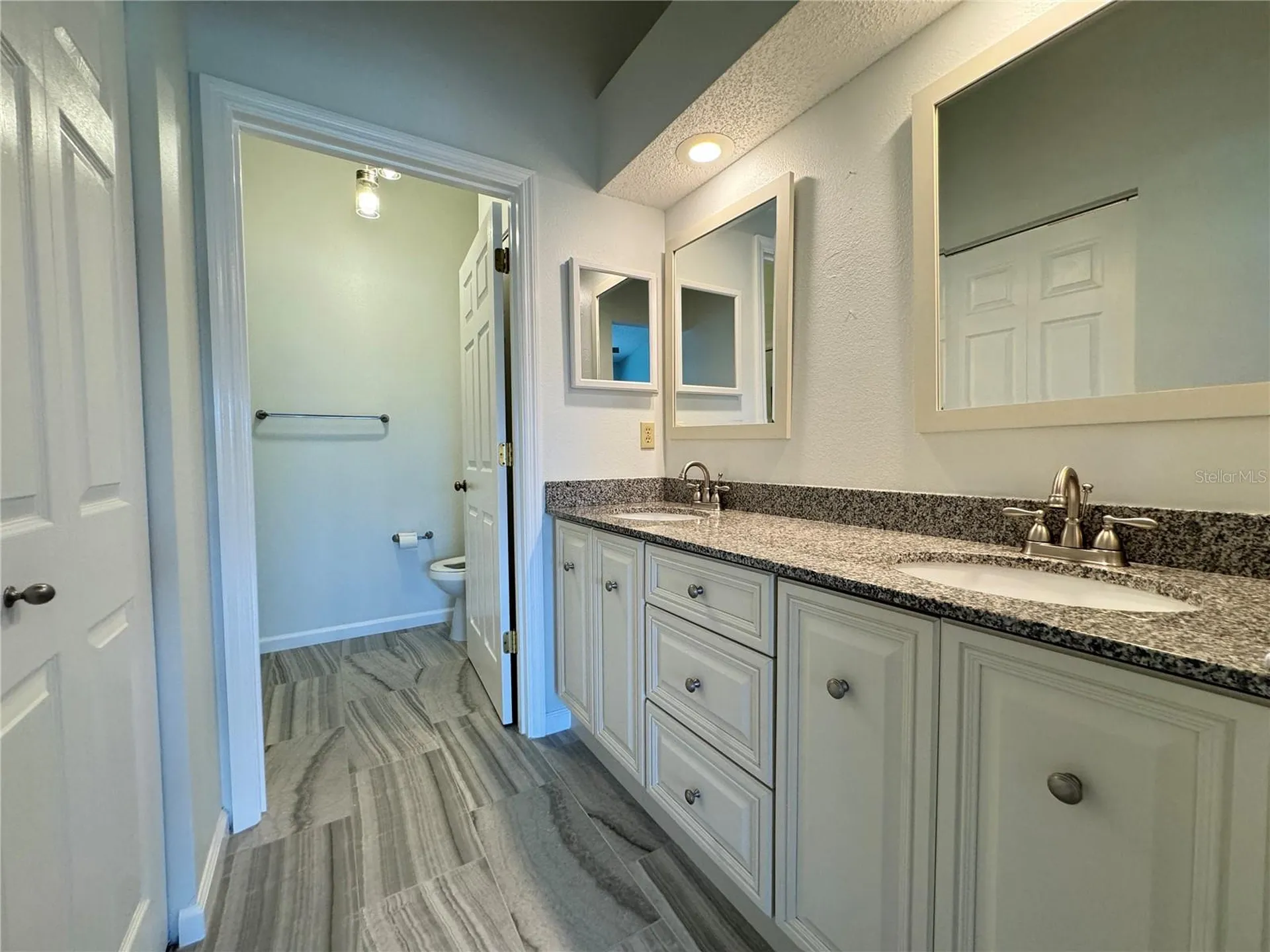 1005 Pelican Court Bradenton FL 34209