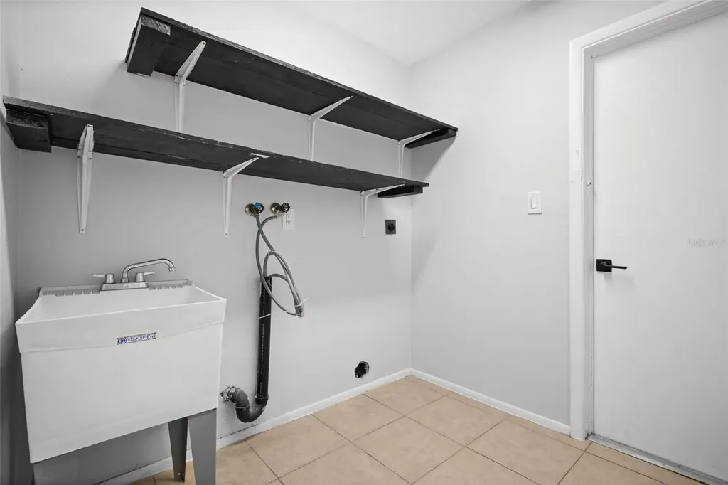 504 Bamboo Court Tarpon Springs FL 34689