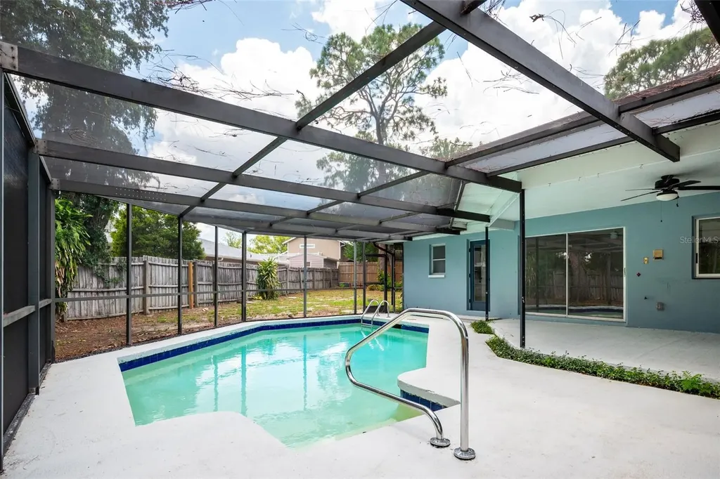 504 Bamboo Court Tarpon Springs FL 34689