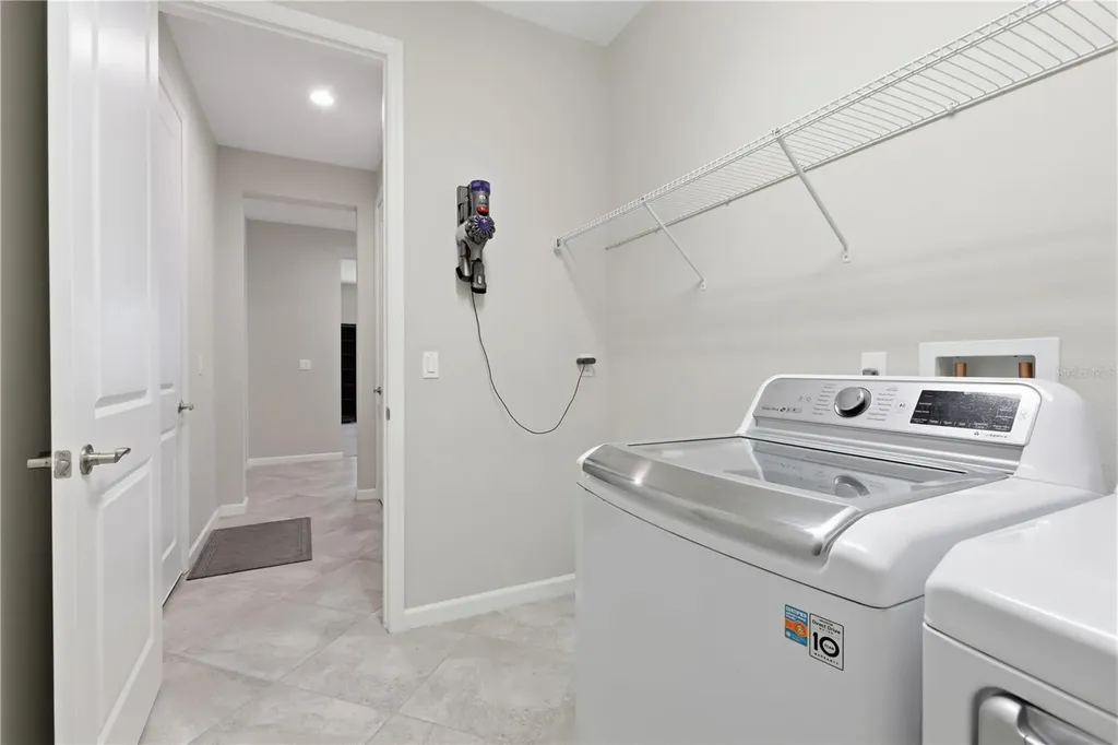 108 Suffolk Court Deland FL 32724