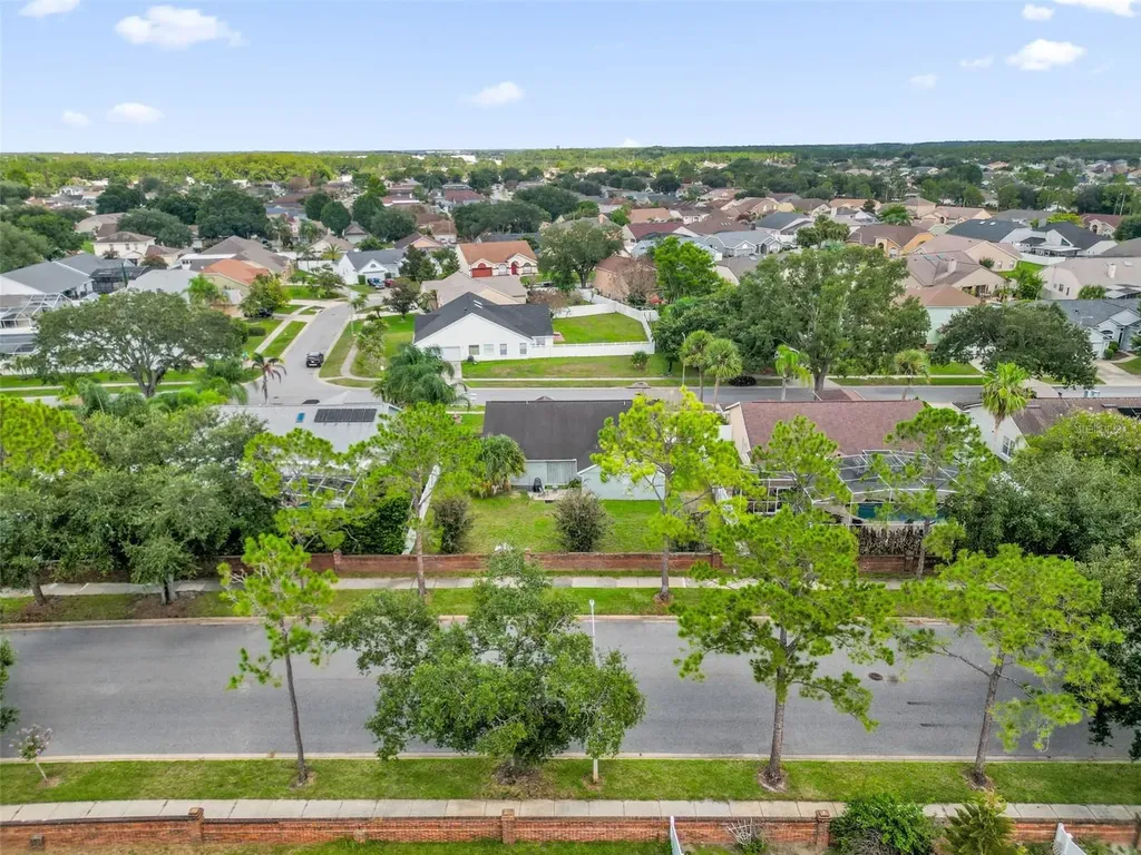 230 Lytton Circle Orlando FL 32824