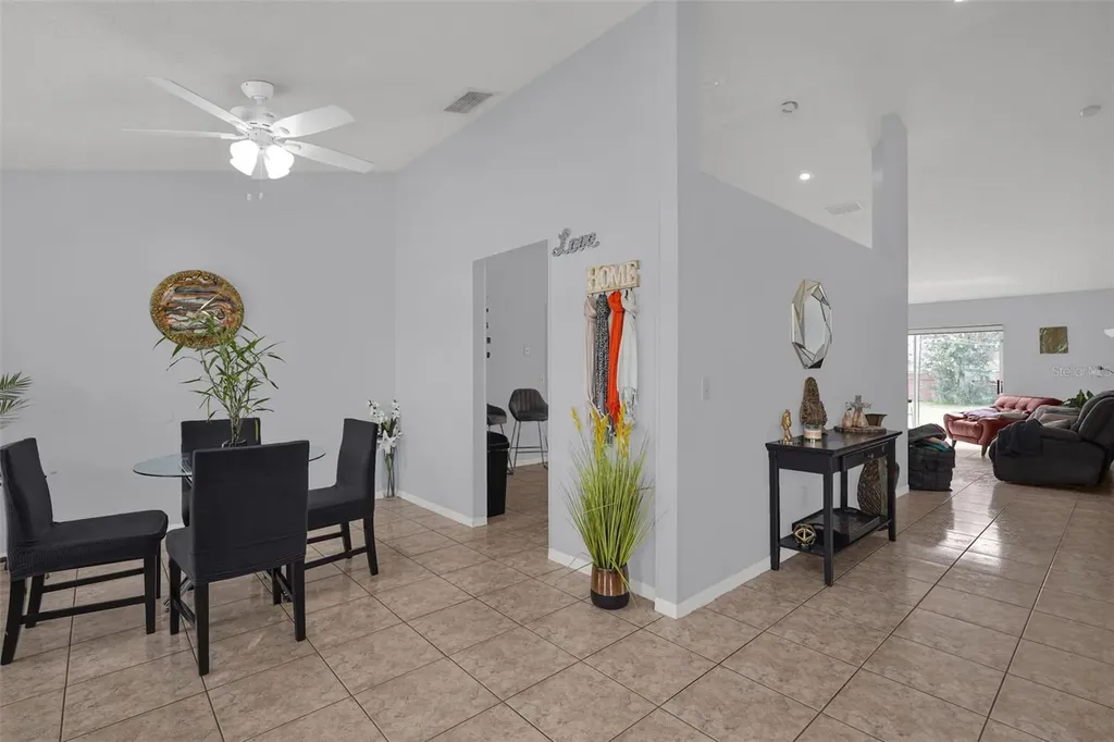 230 Lytton Circle Orlando FL 32824