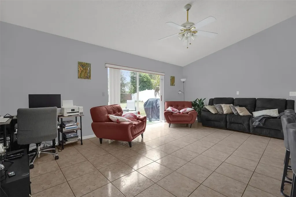 230 Lytton Circle Orlando FL 32824