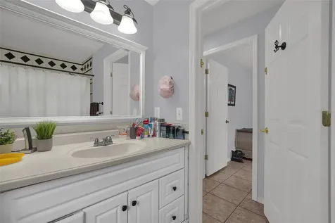 230 Lytton Circle Orlando FL 32824