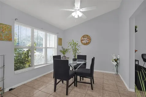 230 Lytton Circle Orlando FL 32824