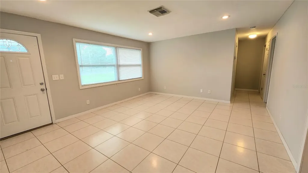 2834 State Road 590 Clearwater FL 33759