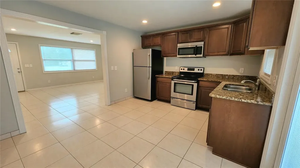 2834 State Road 590 Clearwater FL 33759