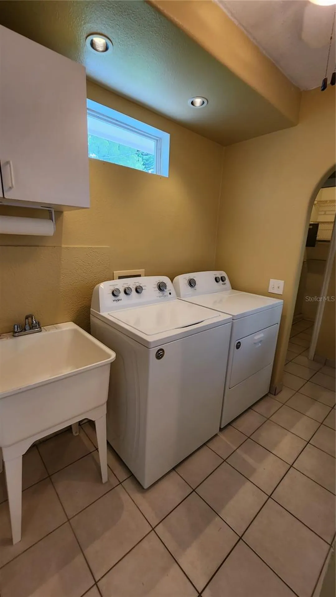 2834 State Road 590 Clearwater FL 33759