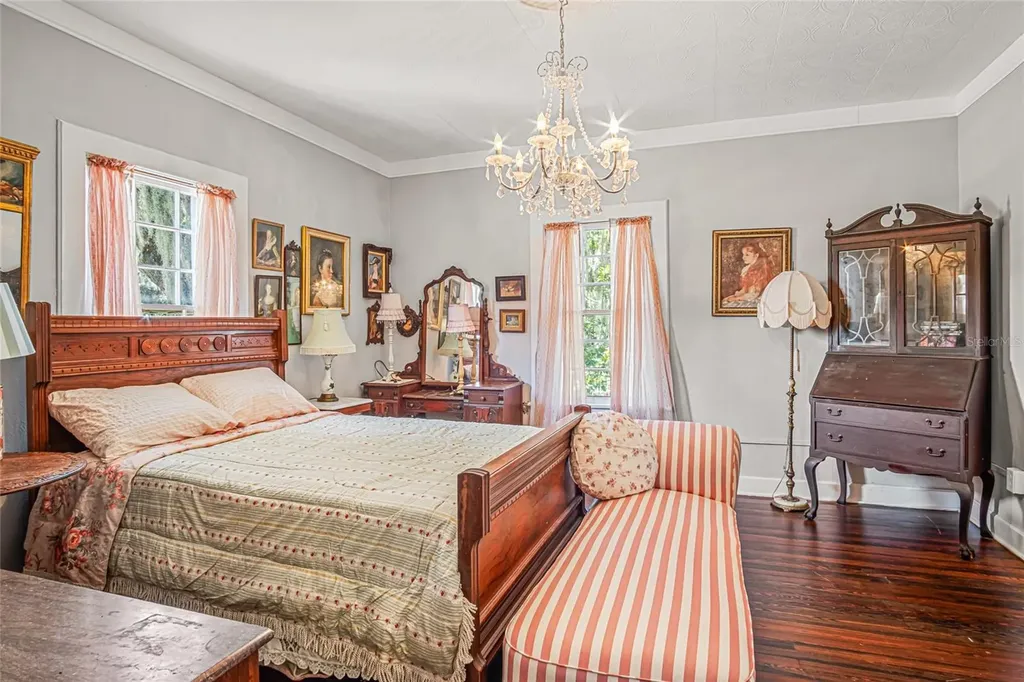 102 Palmora Boulevard Leesburg FL 34748