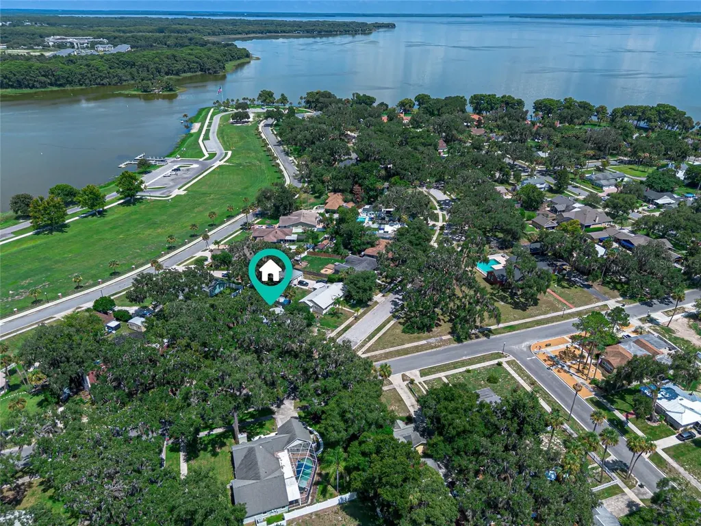 102 Palmora Boulevard Leesburg FL 34748