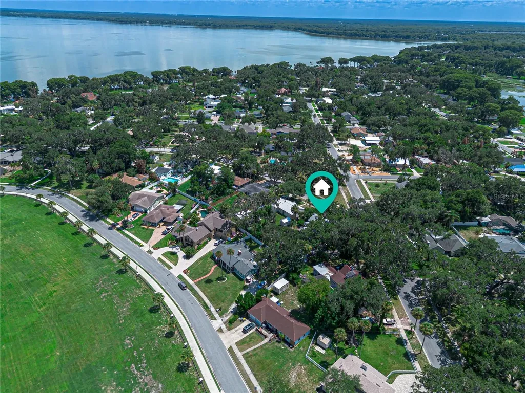 102 Palmora Boulevard Leesburg FL 34748