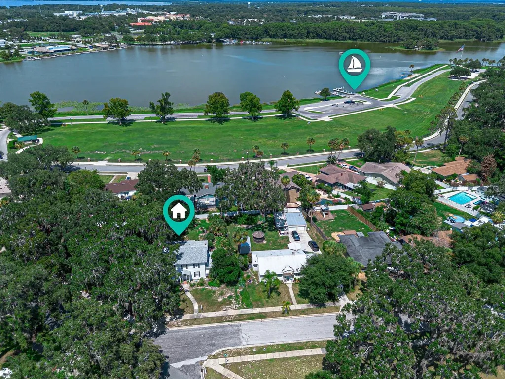 102 Palmora Boulevard Leesburg FL 34748