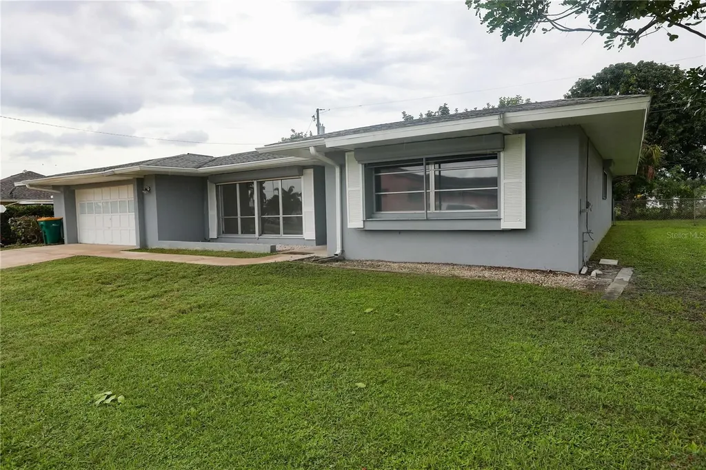 326 Wherley Avenue SE Port Charlotte FL 33952