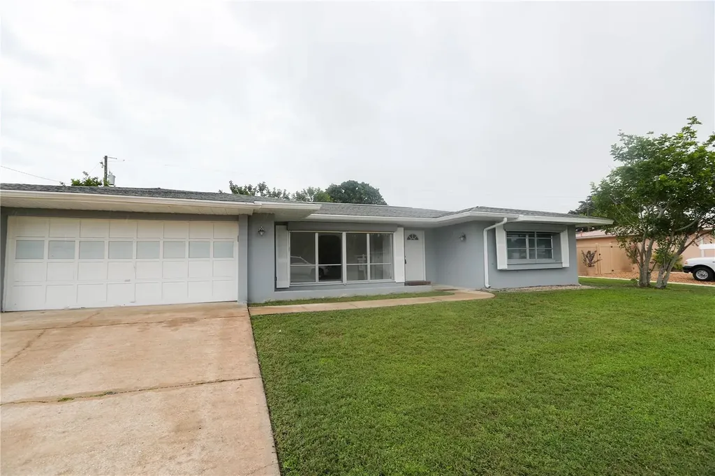 326 Wherley Avenue SE Port Charlotte FL 33952